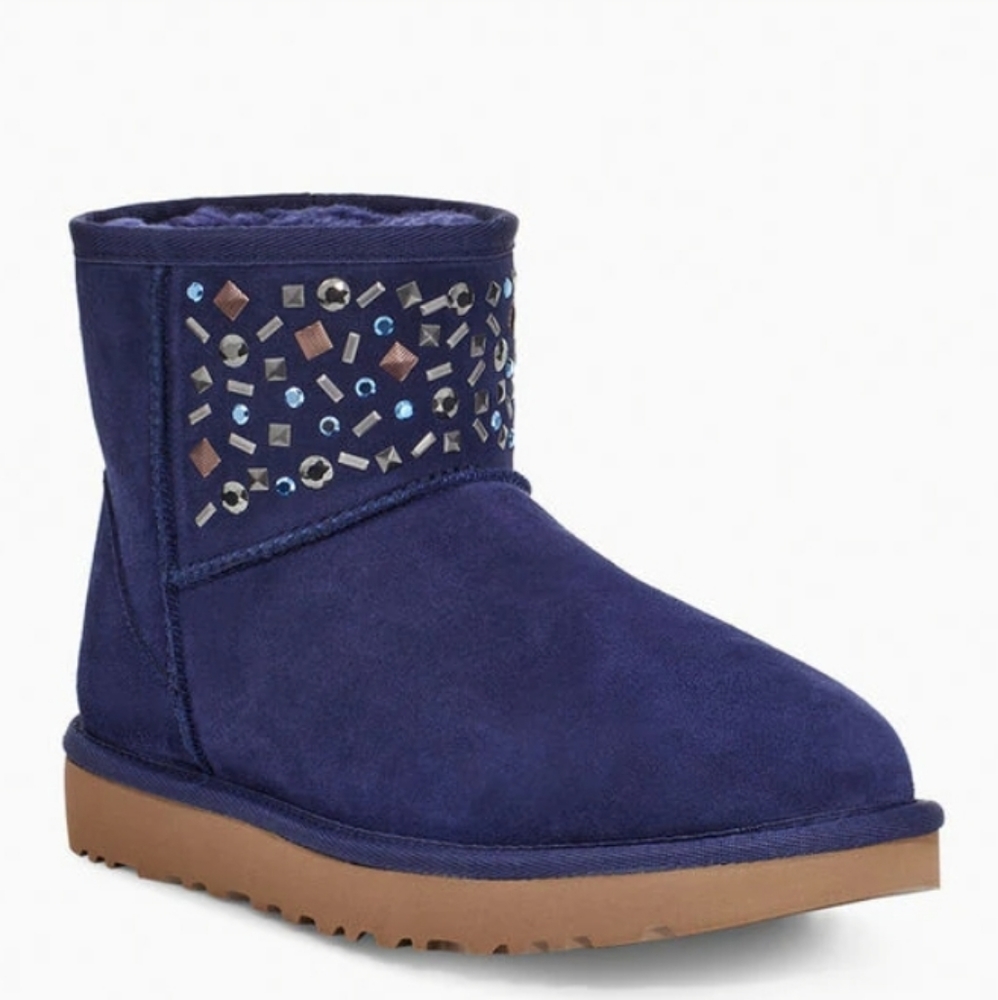 SALE! UGG Classic Mini Stud II Medallion Boots